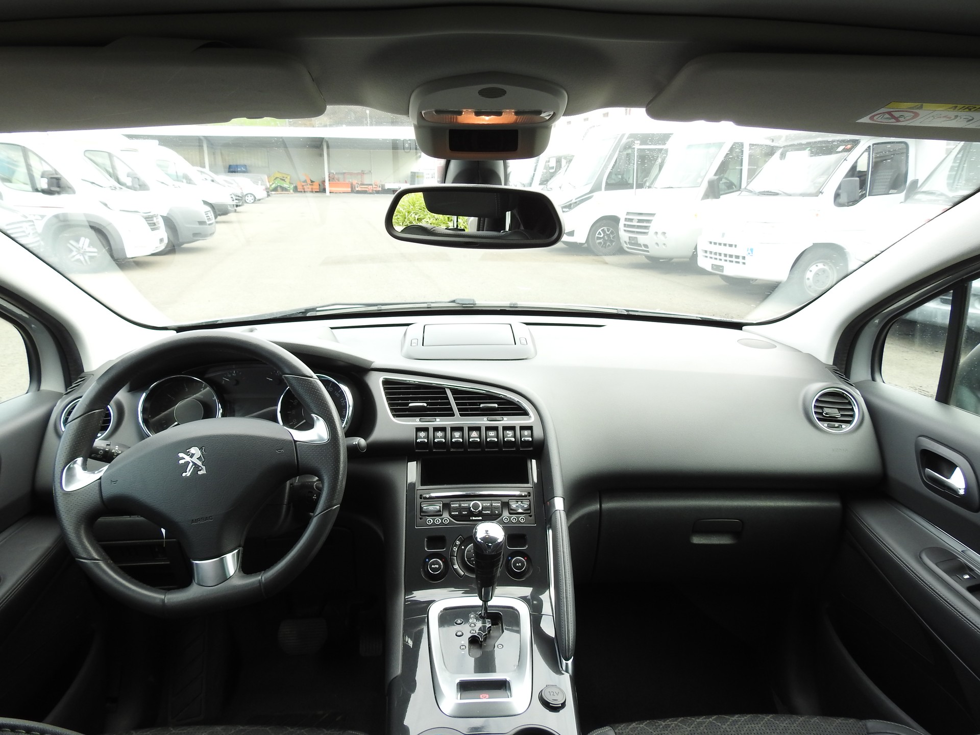 PEUGEOT 3008 1.6 1THP Sensation Tiptronic-image-15