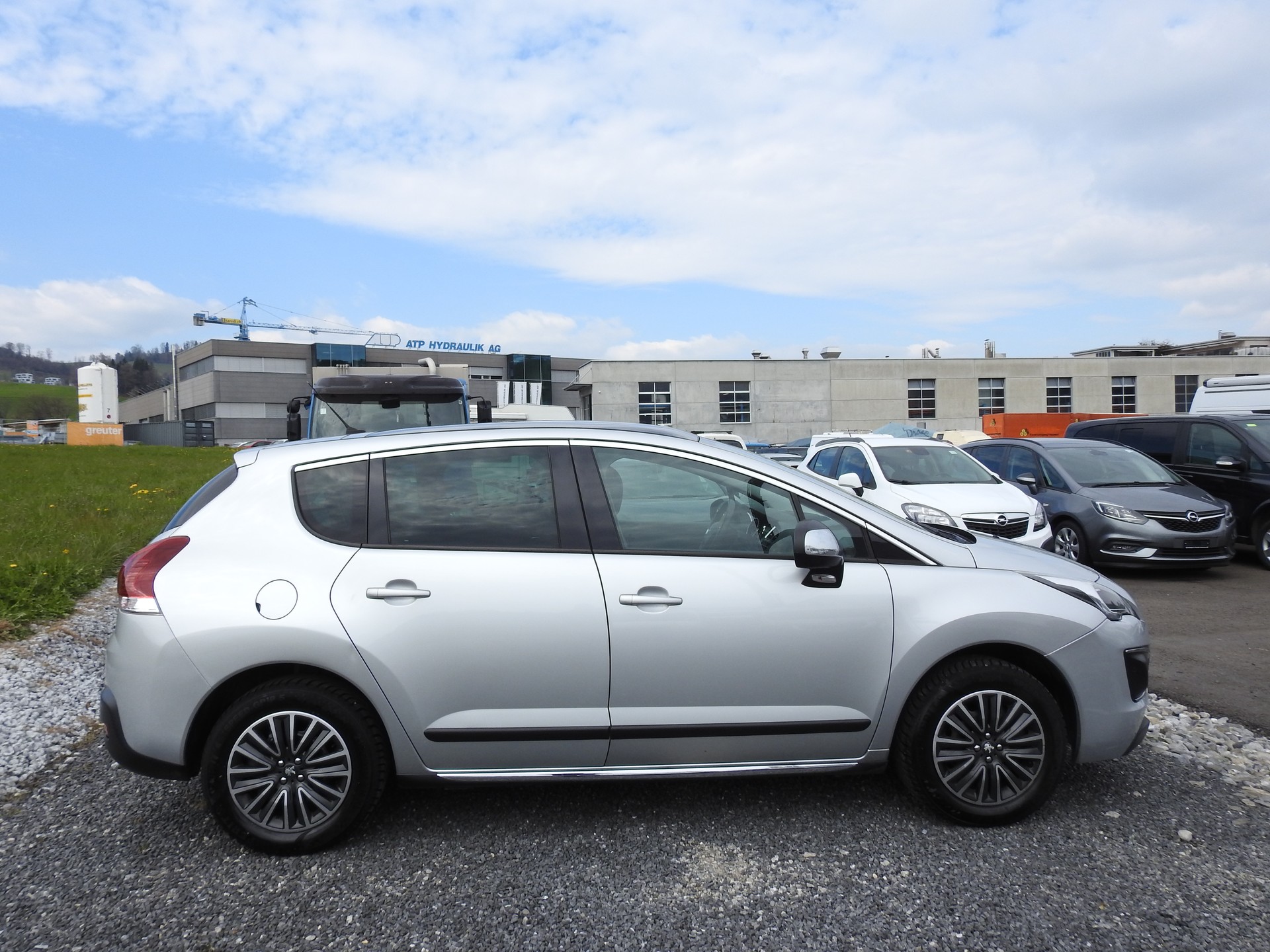 PEUGEOT 3008 1.6 1THP Sensation Tiptronic-image-6