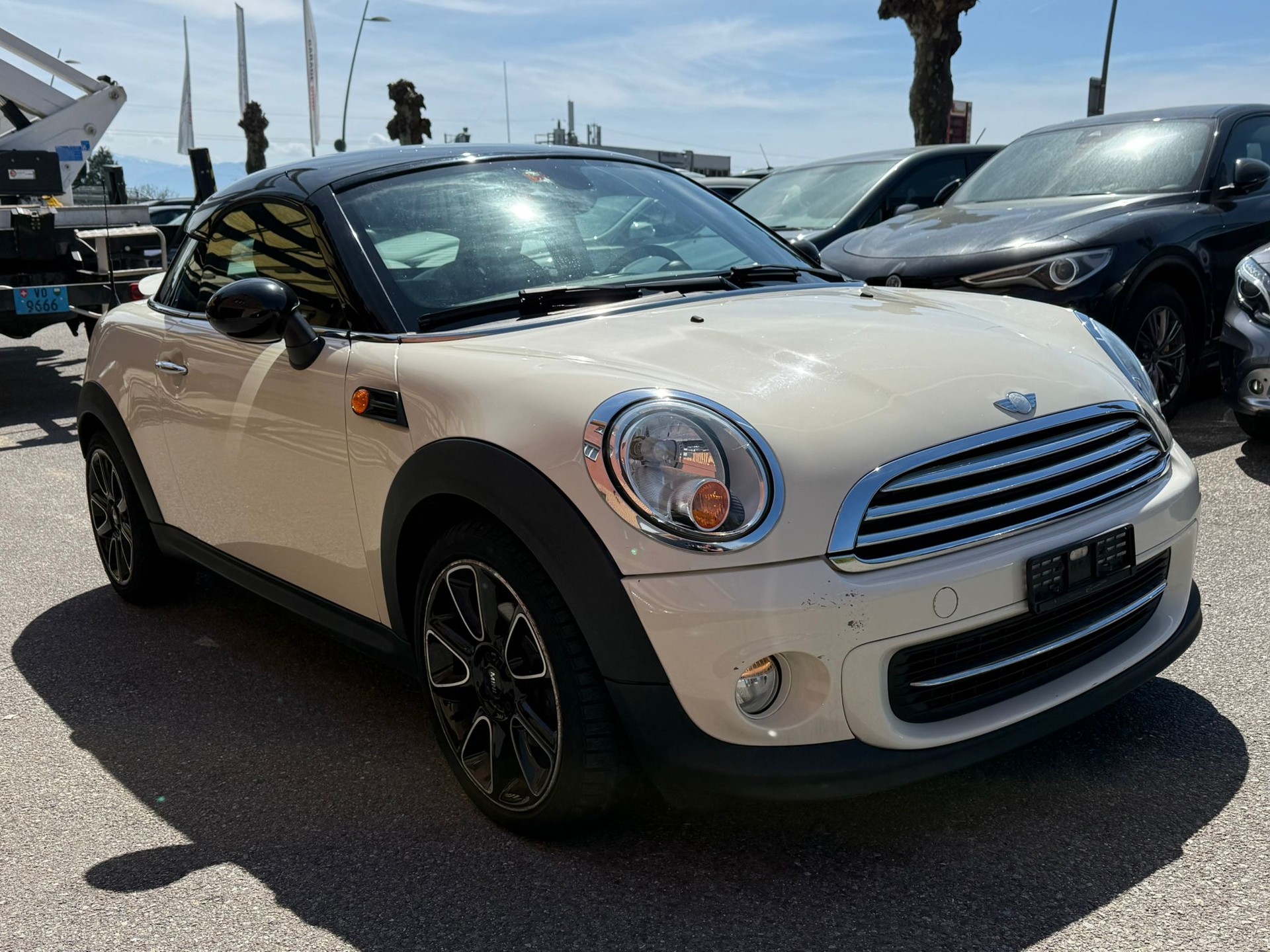 MINI Cooper Coupé-image-6