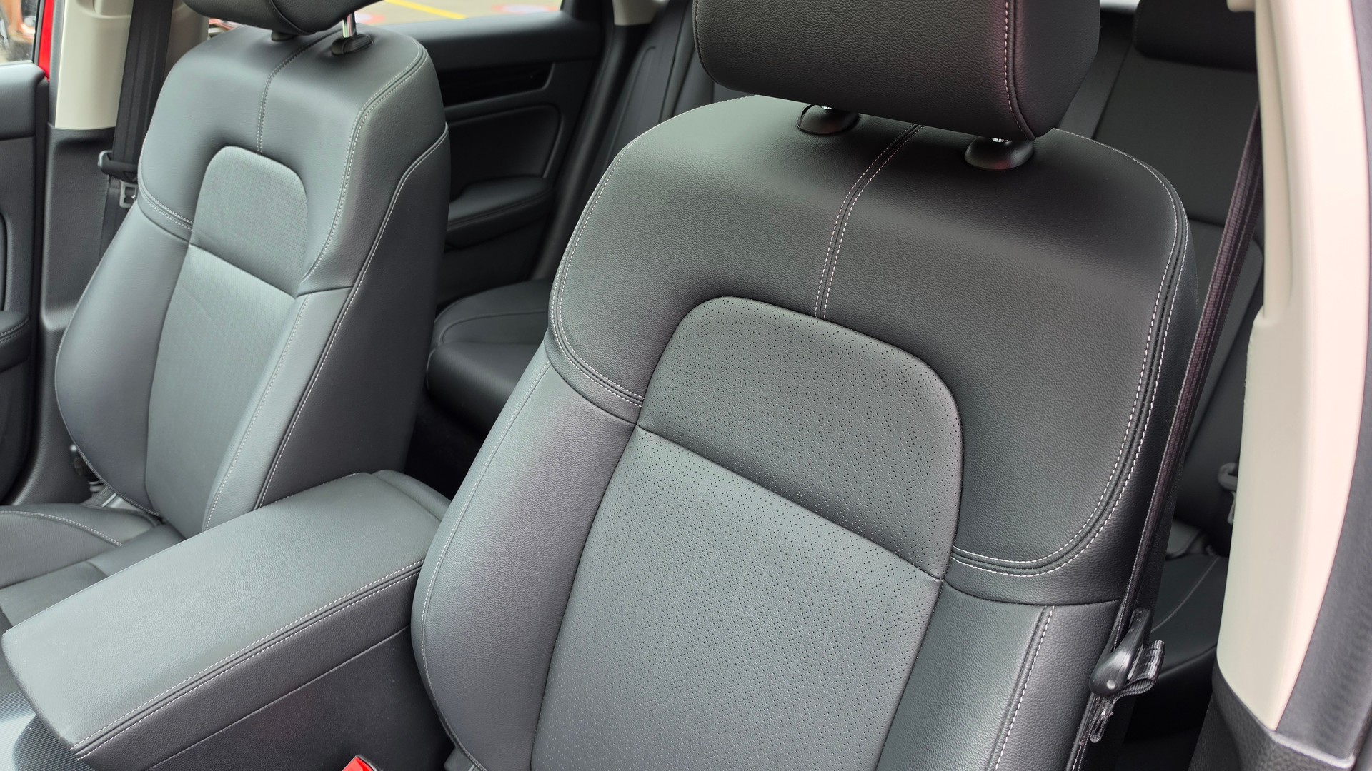 HONDA Civic 2.0 i-MMD HEV Advance-image-12