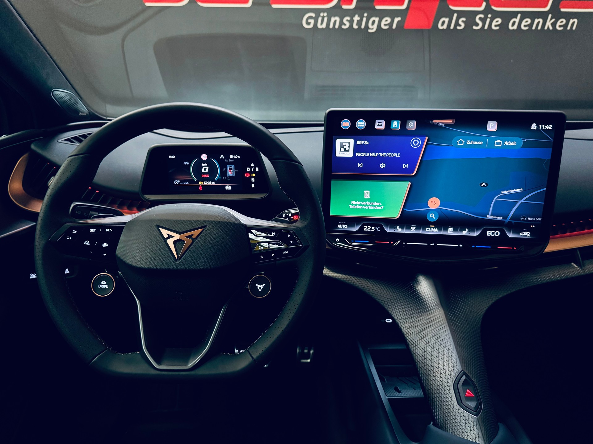 CUPRA Tavascan Type 9 77 kWh VZ Adrenaline-image-22