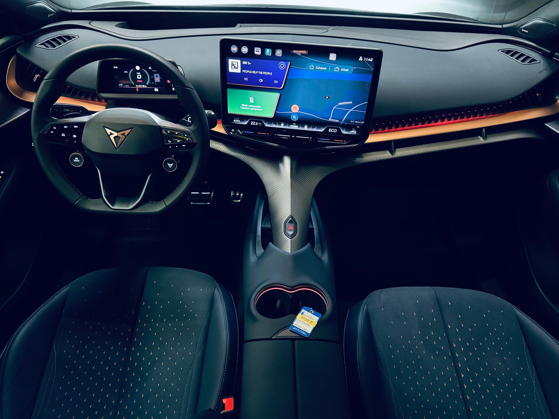 CUPRA Tavascan Type 9 77 kWh VZ Adrenaline-image-21