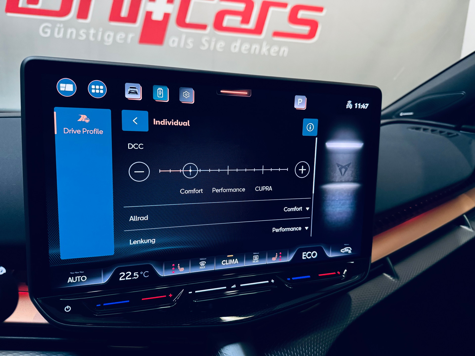 CUPRA Tavascan Type 9 77 kWh VZ Adrenaline-image-41