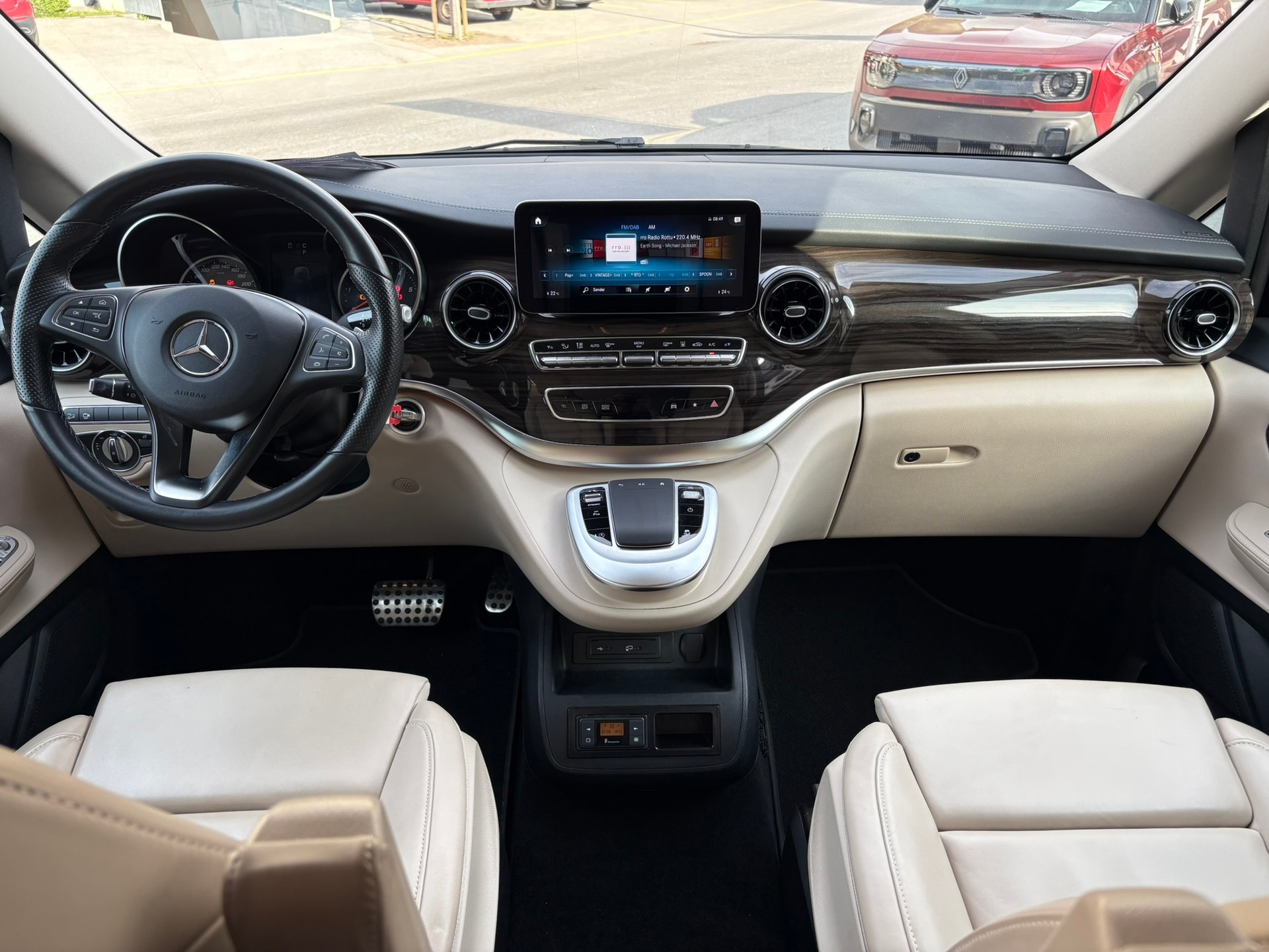 MERCEDES-BENZ Marco Polo Horizon 300 d 4M-image-18