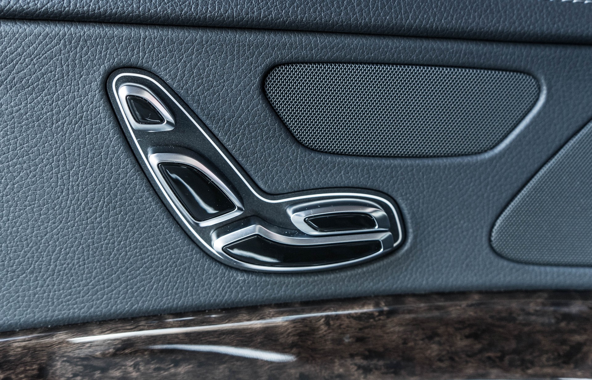 MERCEDES-BENZ S 350 CDI 7G-Tronic STOFF AUSSTATTUNG !-image-18