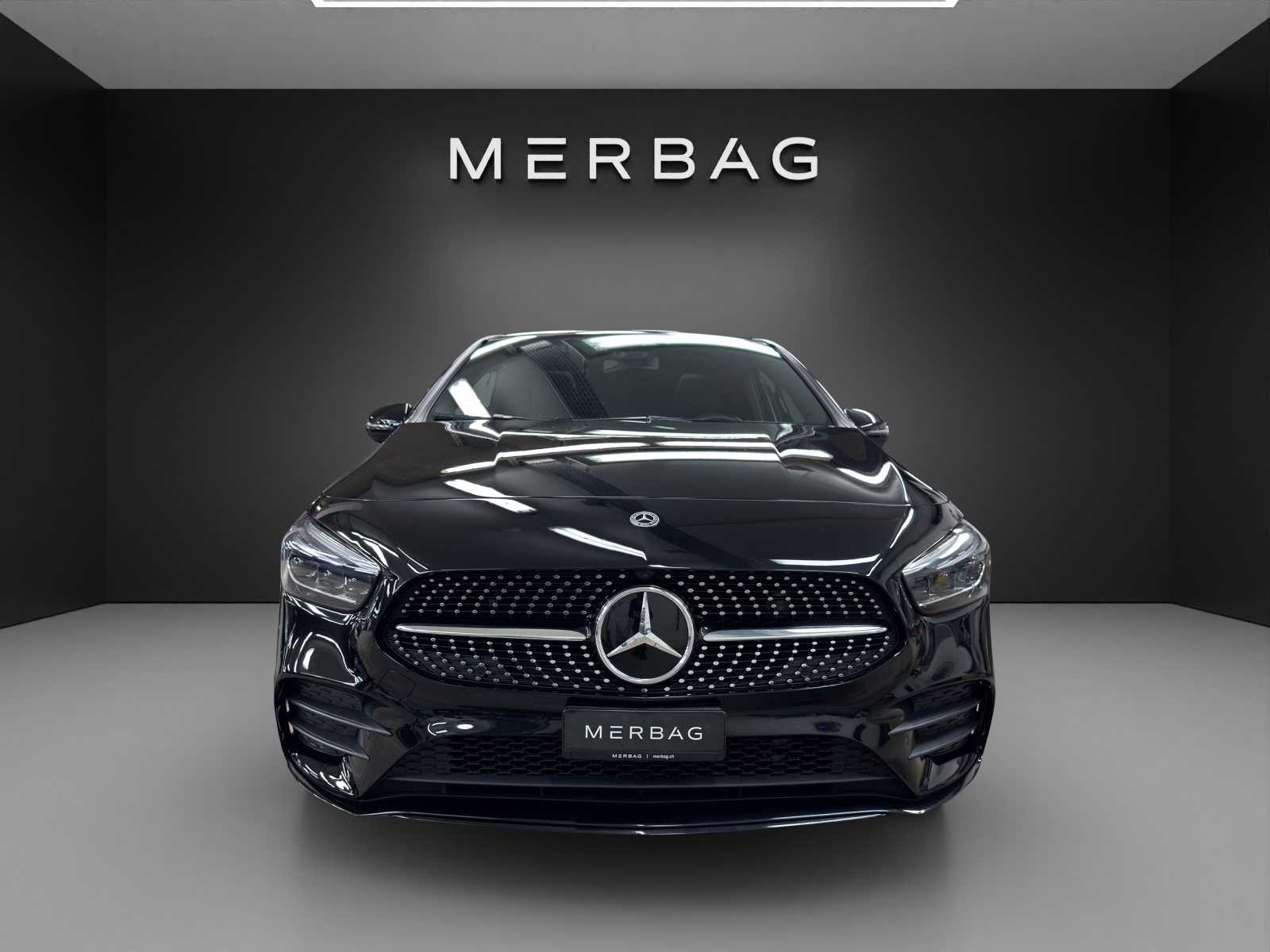 MERCEDES-BENZ B 200 AMG Line-image-6