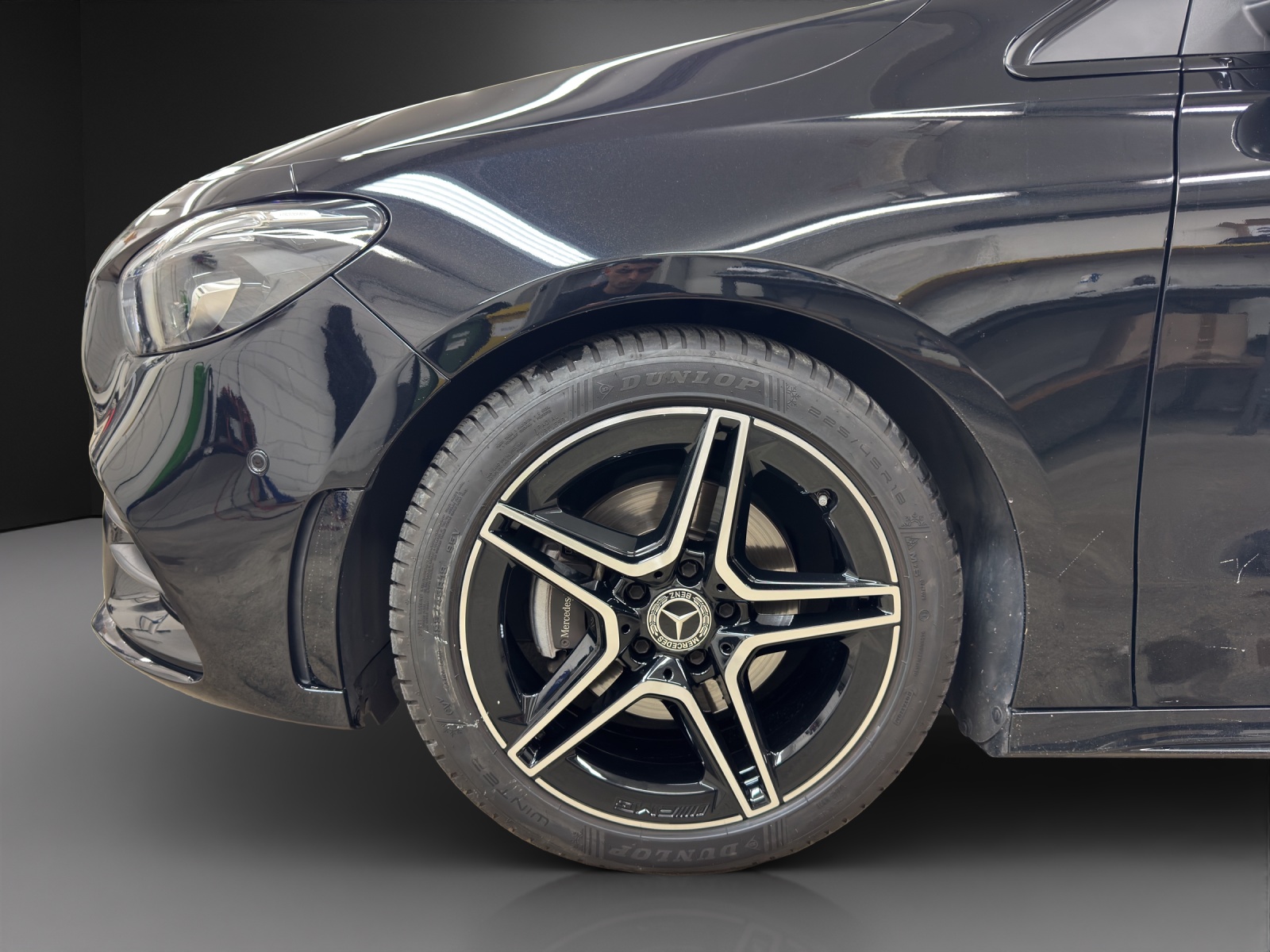 MERCEDES-BENZ B 200 AMG Line-image-7