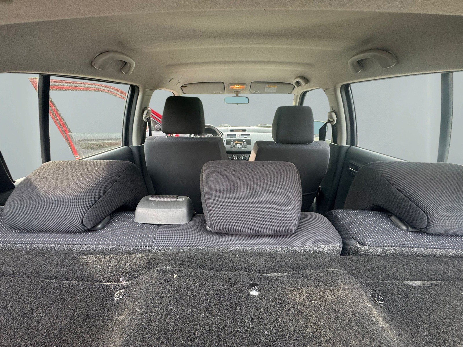 SUZUKI Swift 1.3i 16V GL 4x4-image-6