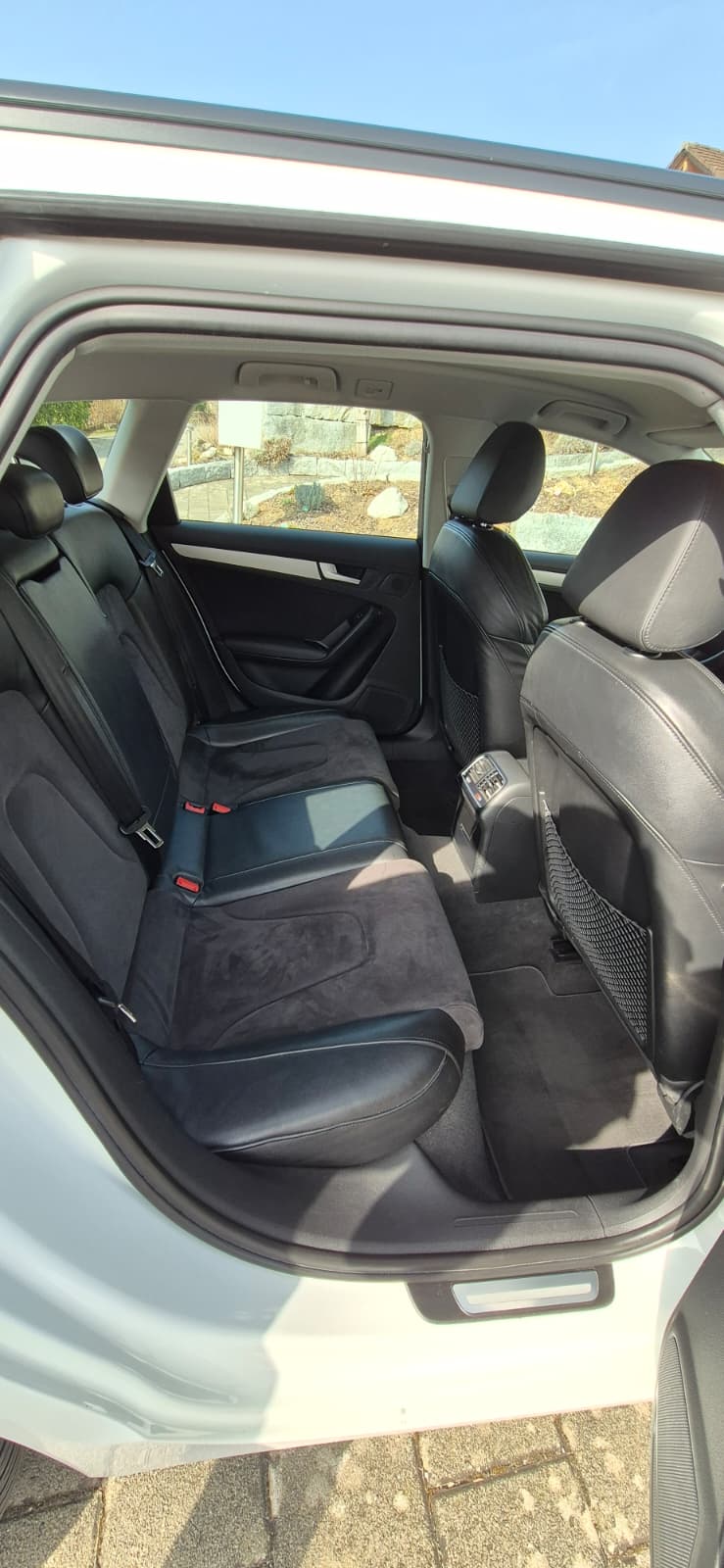 AUDI A4 Avant 3.2 FSI quattro-image-10
