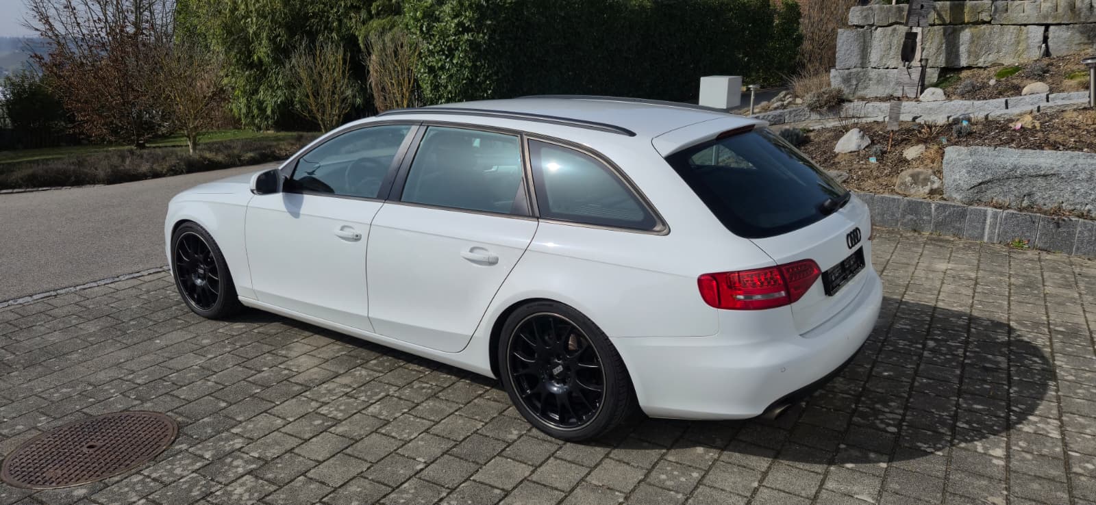 AUDI A4 Avant 3.2 FSI quattro-image-3