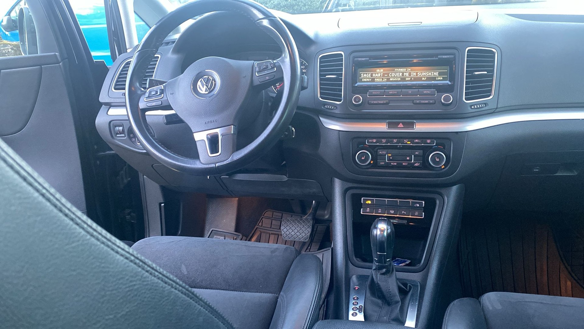 VW Sharan 2.0 TDI BlueMotion Technology Highline DSG-image-5