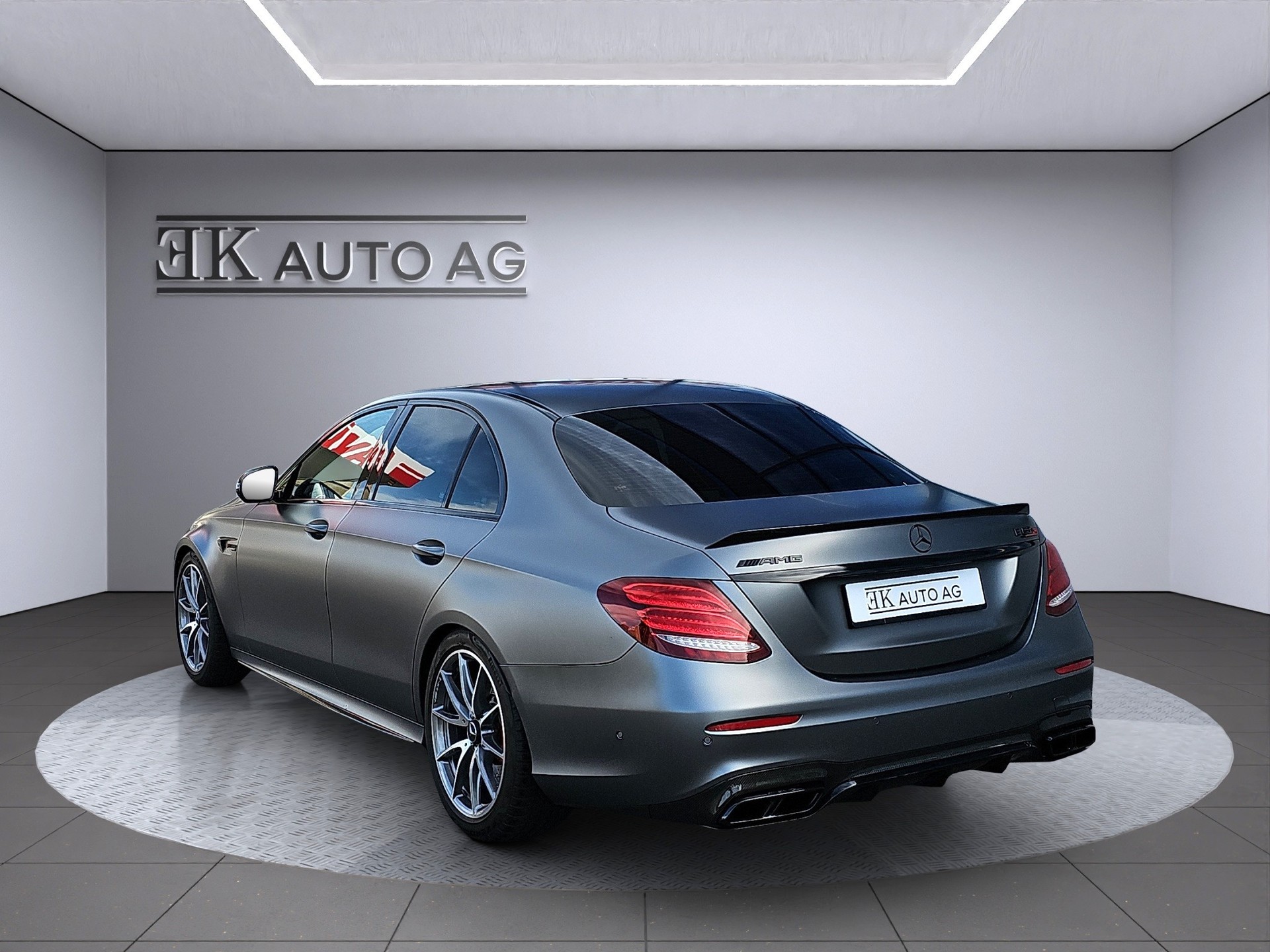 MERCEDES-BENZ E 63 AMG S 4Matic Speedshift MCT-image-2