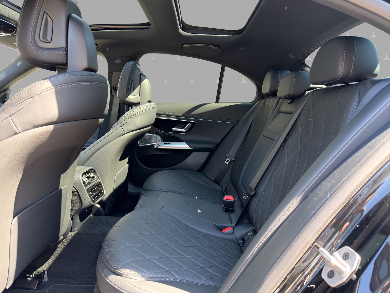 MERCEDES-BENZ E 450 9G-Tronic 4Matic-image-13
