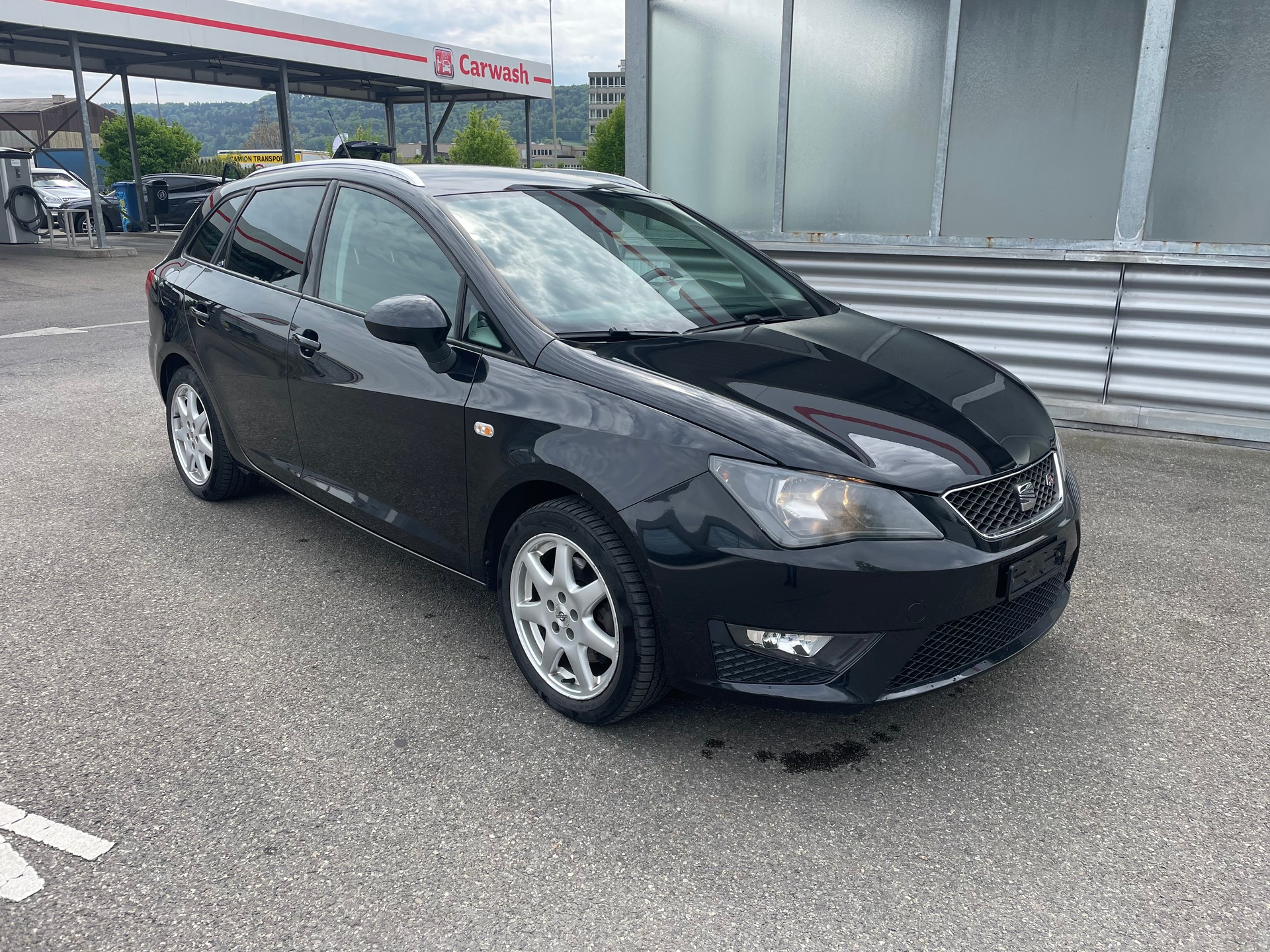 SEAT Ibiza ST 1.4 TSI FR DSG-image-2