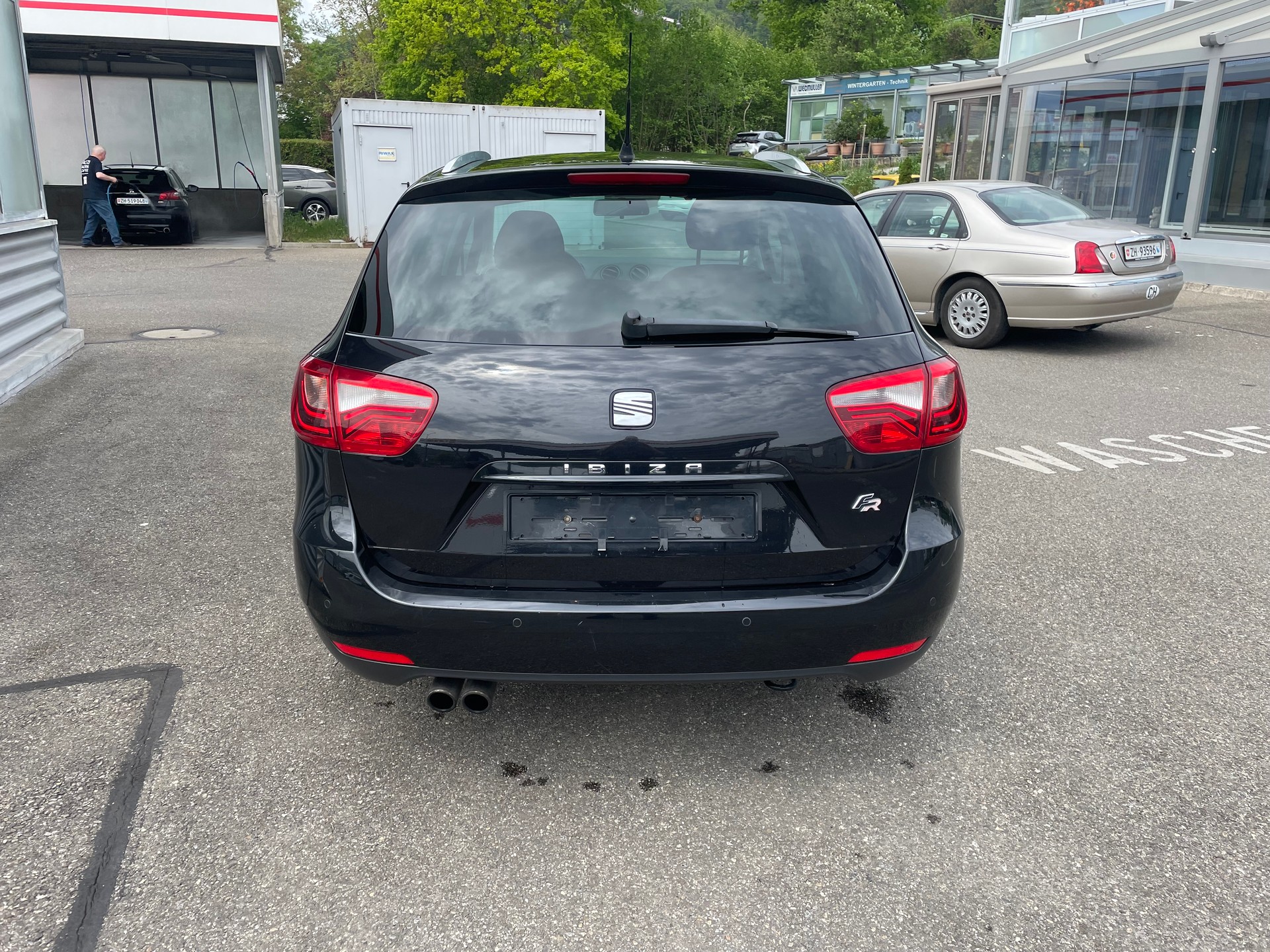 SEAT Ibiza ST 1.4 TSI FR DSG-image-7