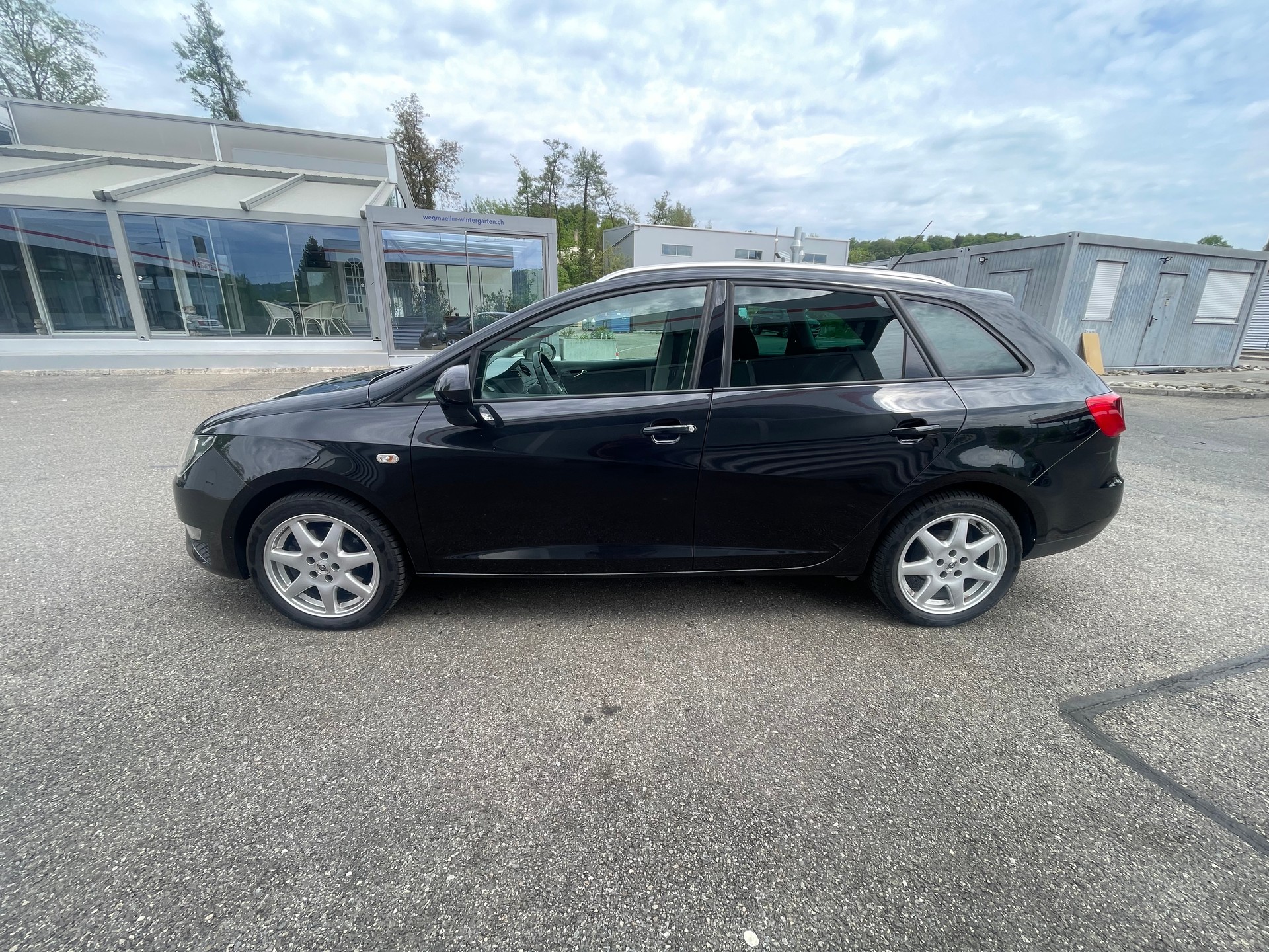 SEAT Ibiza ST 1.4 TSI FR DSG-image-5