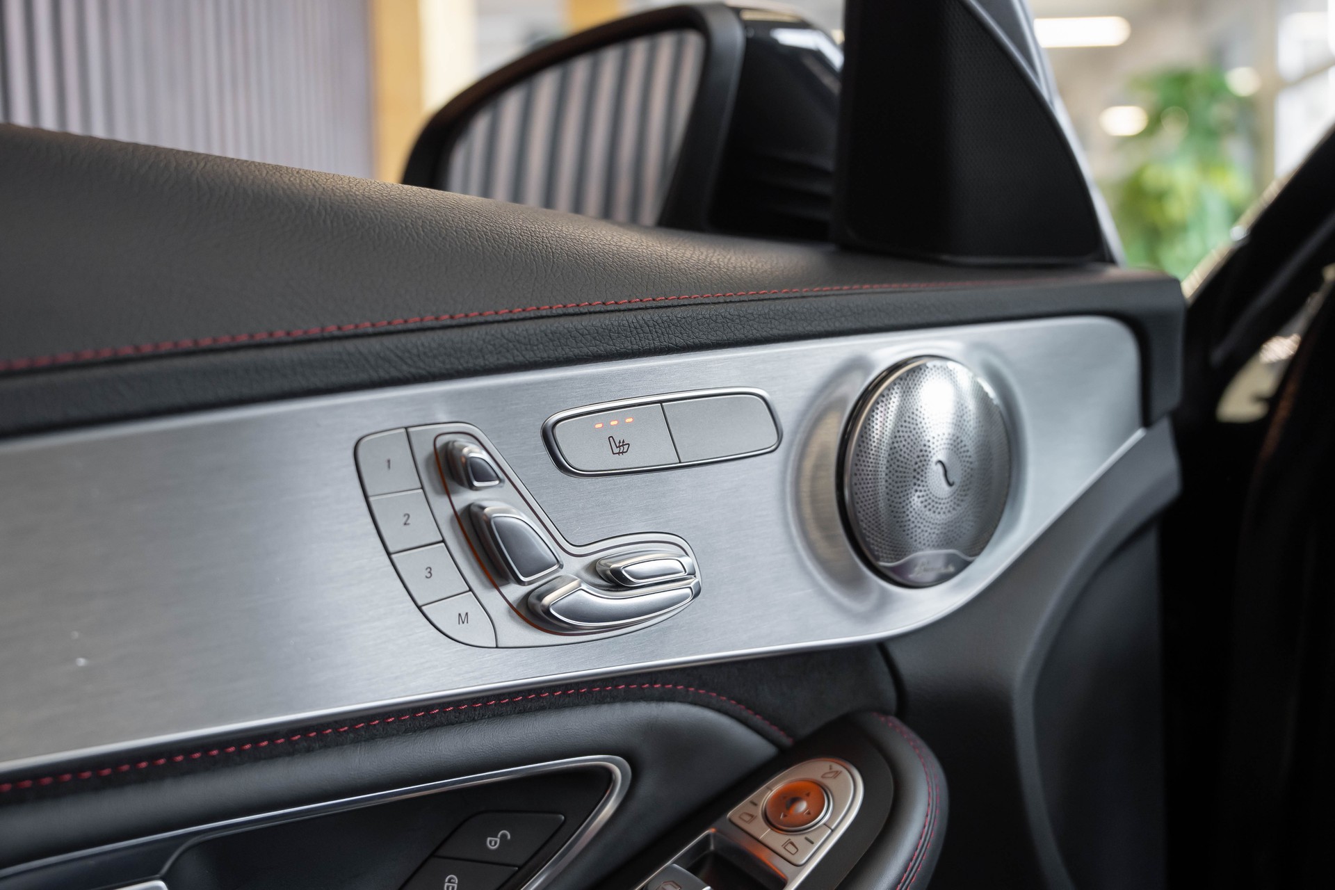 MERCEDES-BENZ C 63 AMG Speedshift-image-26