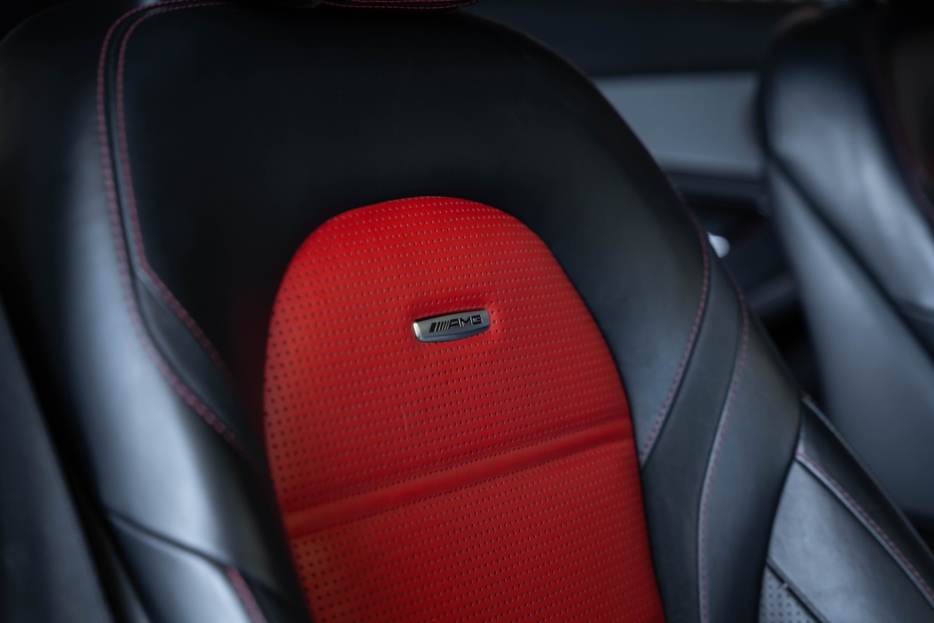 MERCEDES-BENZ C 63 AMG Speedshift-image-18