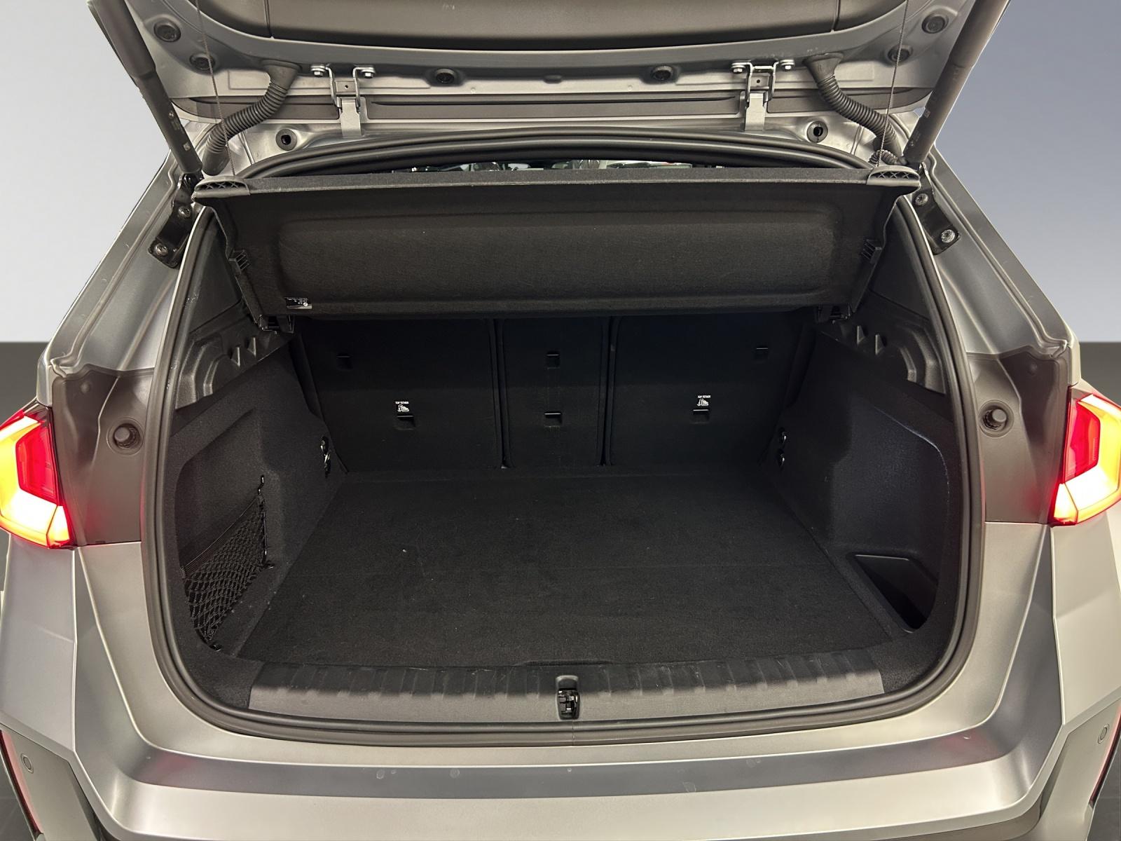 BMW X1 23d xDrive paddles-image-9