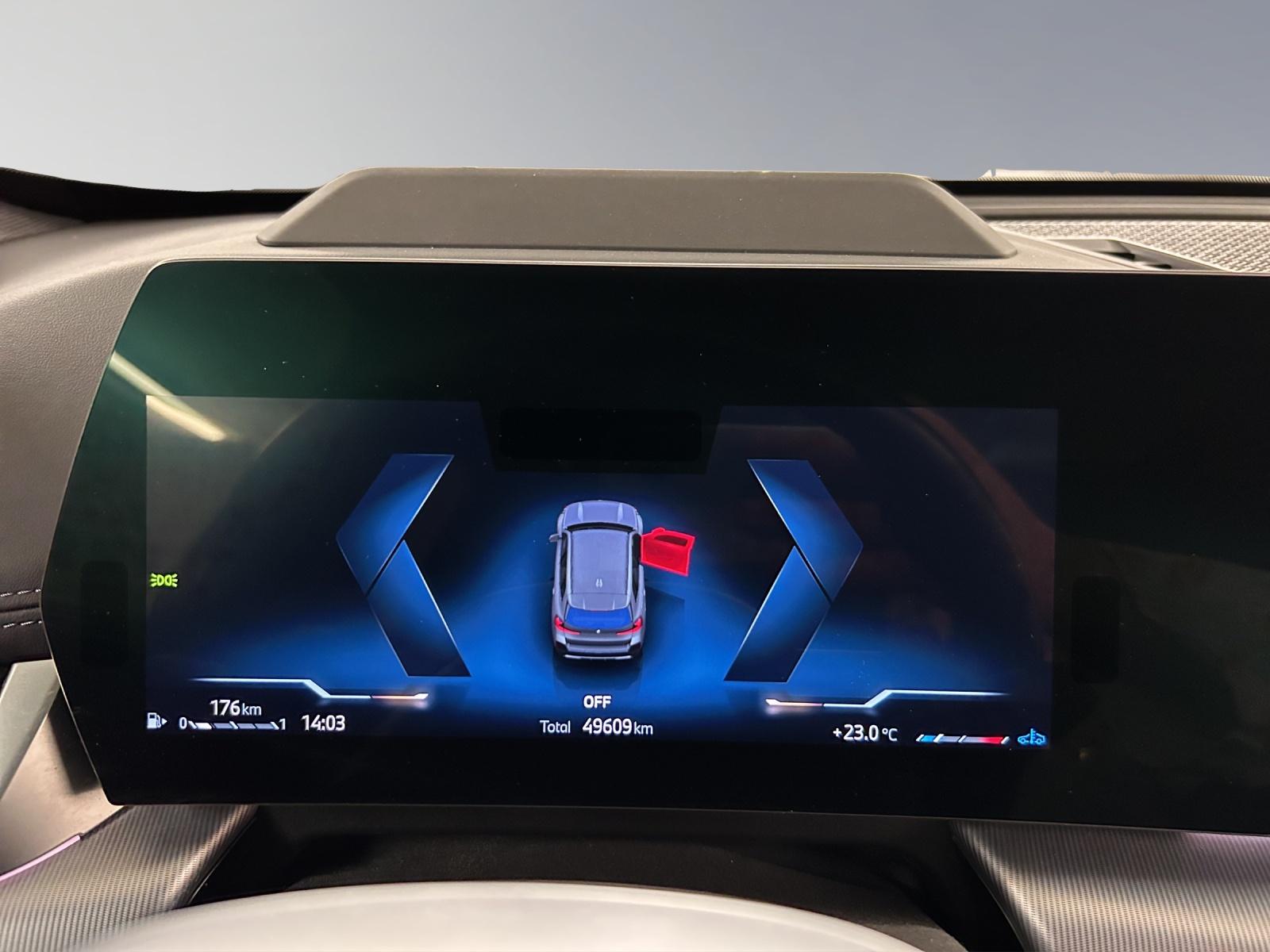 BMW X1 23d xDrive paddles-image-16