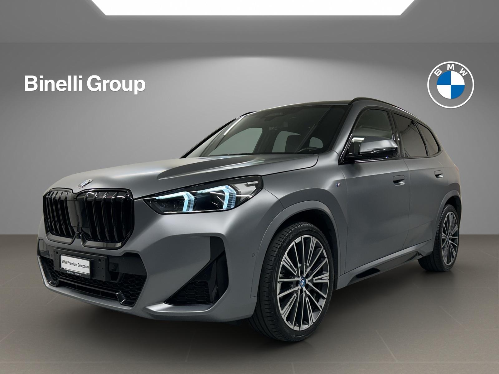 BMW X1 23d xDrive paddles-image-0