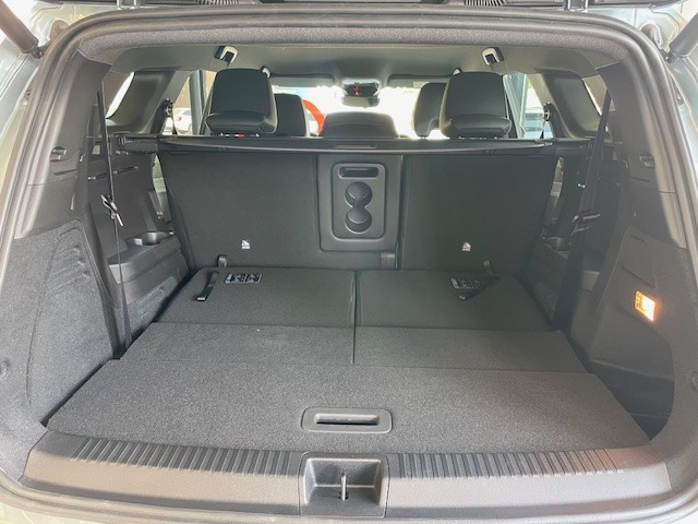 RENAULT Espace 1.2 E-Tech 200 Iconic 7-Sitze-image-17