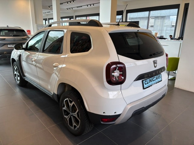 DACIA Duster TCe 150 Celebration 4x4-image-5