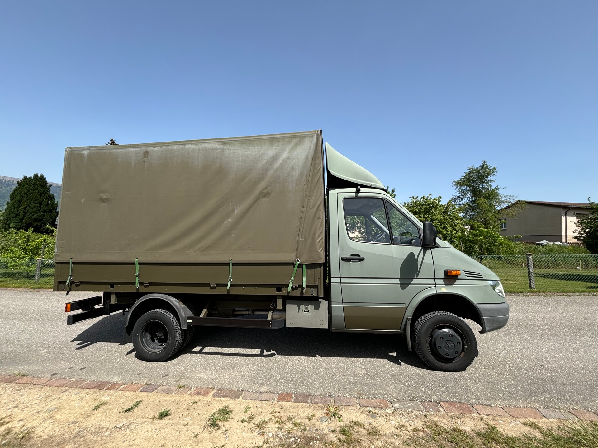 MERCEDES-BENZ SPRINTER 413 CDI 4X4-image-2