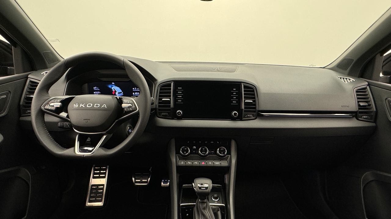 SKODA Karoq 2.0 TDI CR SportLine 4x4-image-5