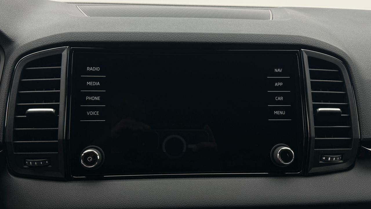 SKODA Karoq 2.0 TDI CR SportLine 4x4-image-7