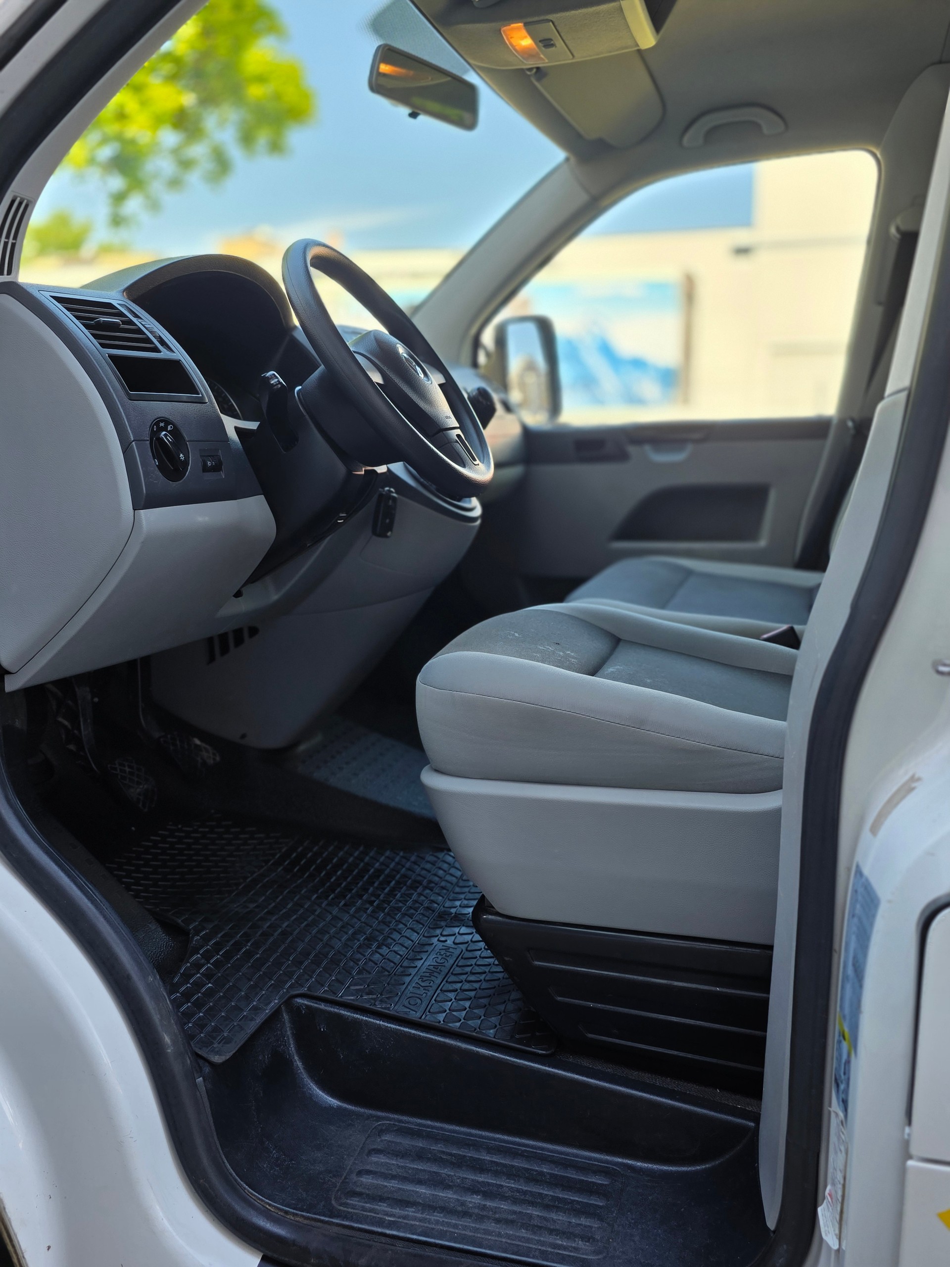 VW T5 2.0 TDI 4Motion-image-6