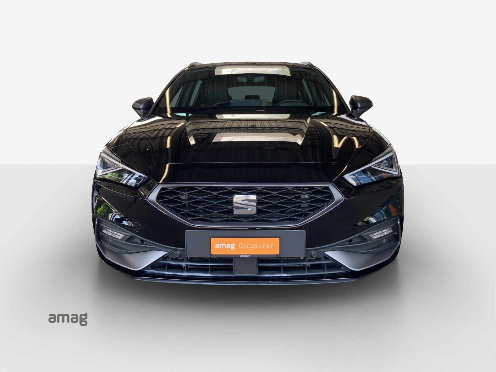 SEAT Leon ST 1.5 eHybrid pHEV DSG FR-image-6