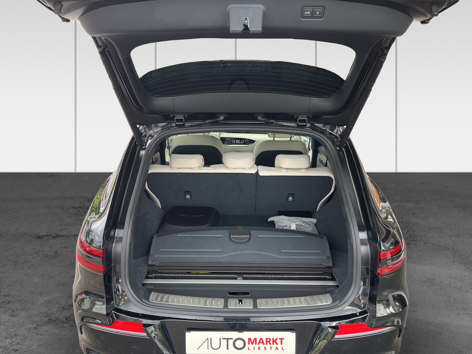 GENESIS GV70 Electrified Sport kWh 77,4 AWD-image-11