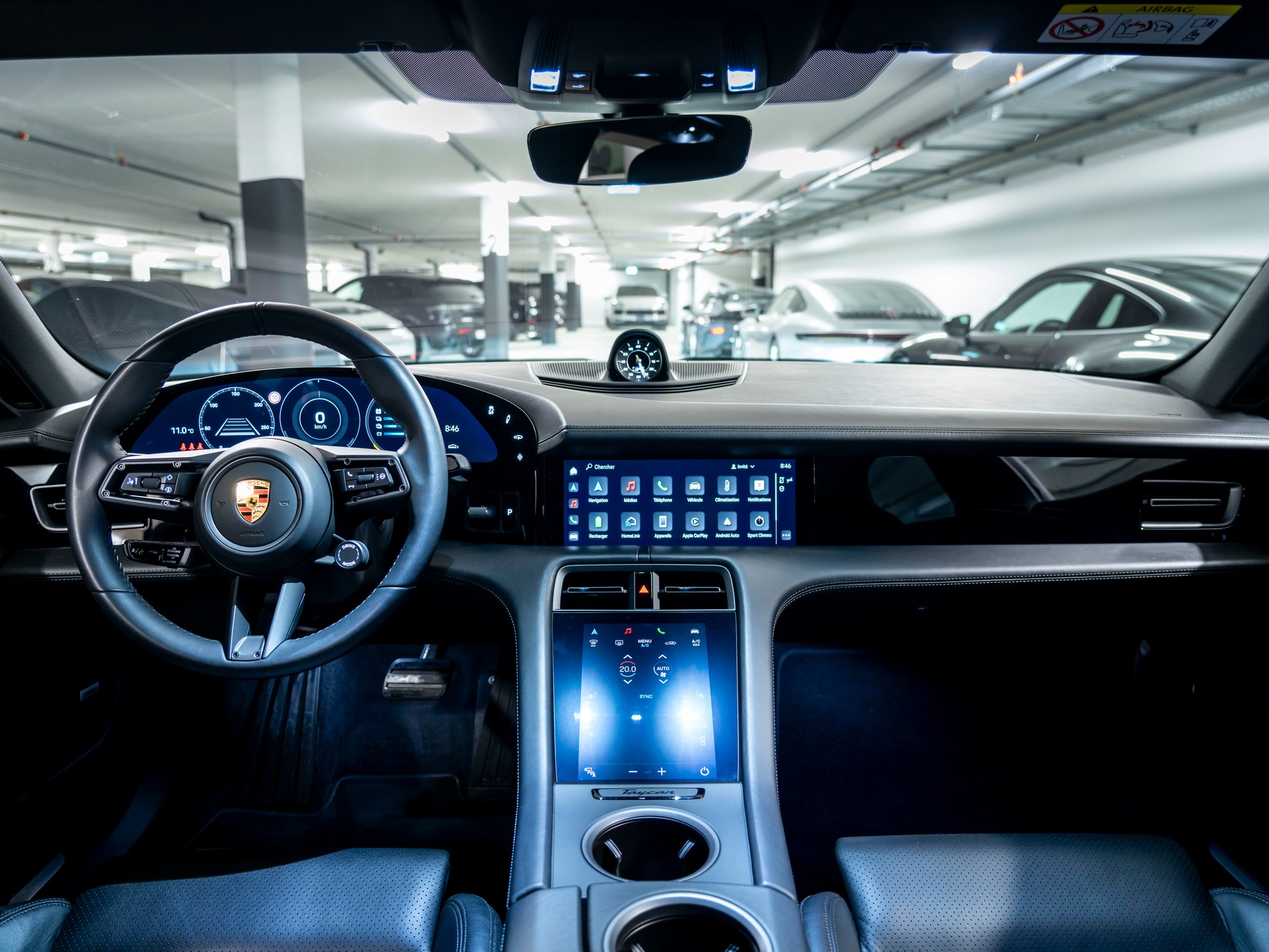 PORSCHE Taycan 4S-image-11