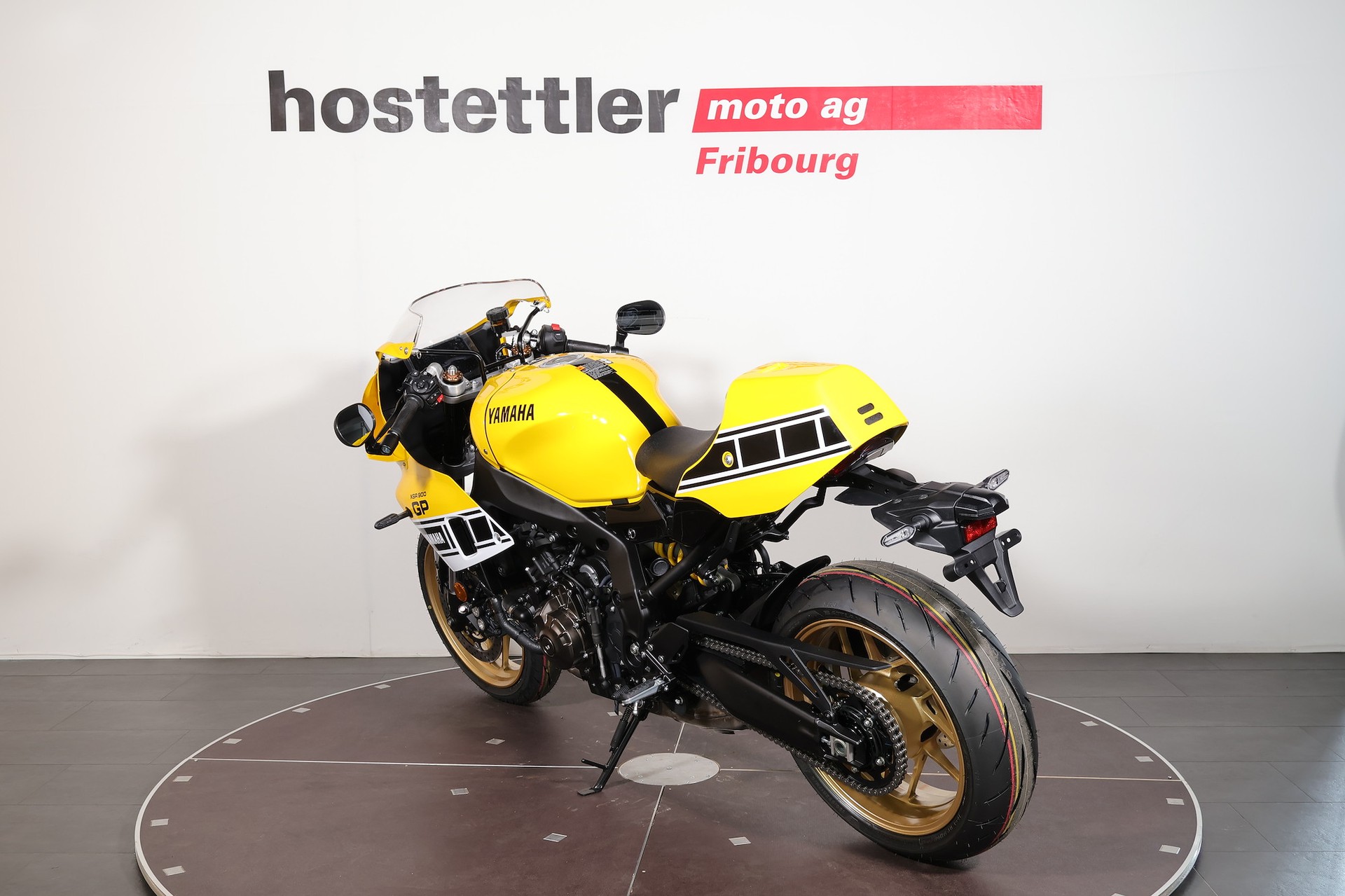 YAMAHA XSR 900 GP-showroom-element-3