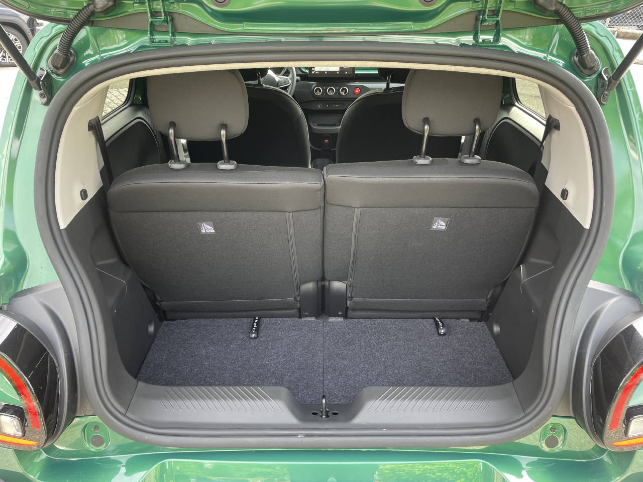 RENAULT Twingo E-Tech Urban Range techno-image-9