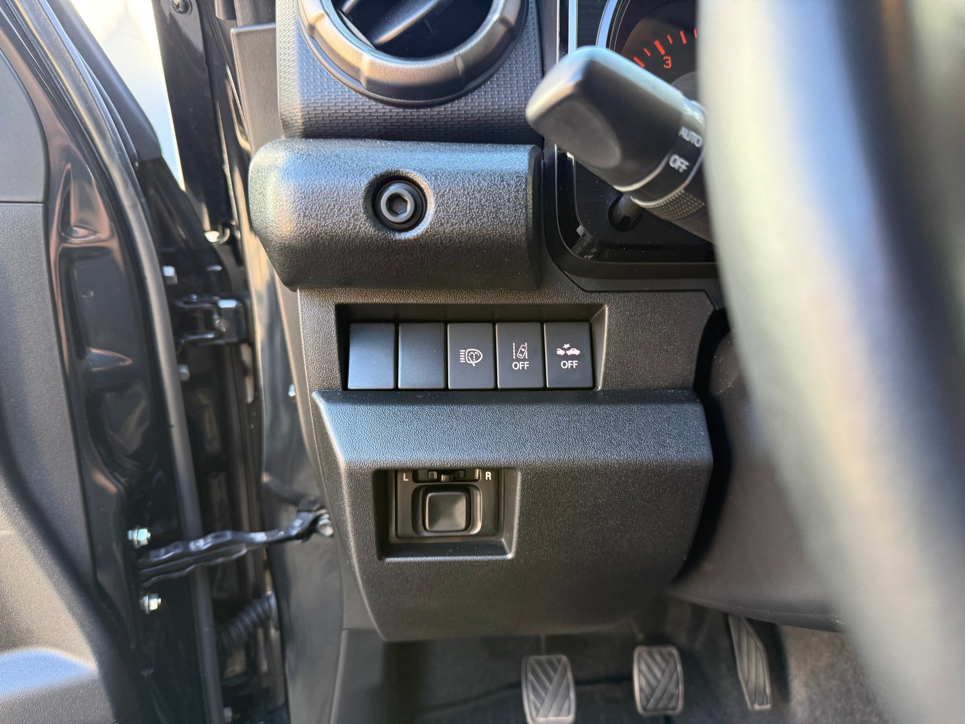 SUZUKI Jimny 1.5 Compact Top 4x4 / 4-Plätzer-image-22