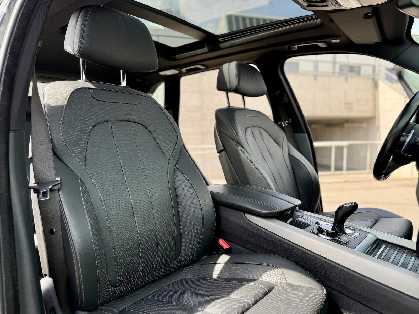 BMW X5 xDrive M50d Pure M Sport Plus Steptronic-image-16
