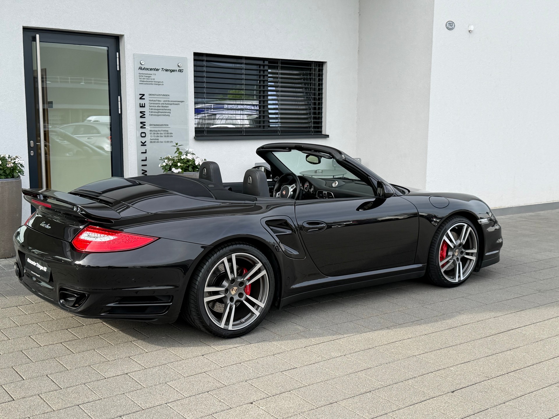 PORSCHE 911 Cabrio Turbo PDK-image-8