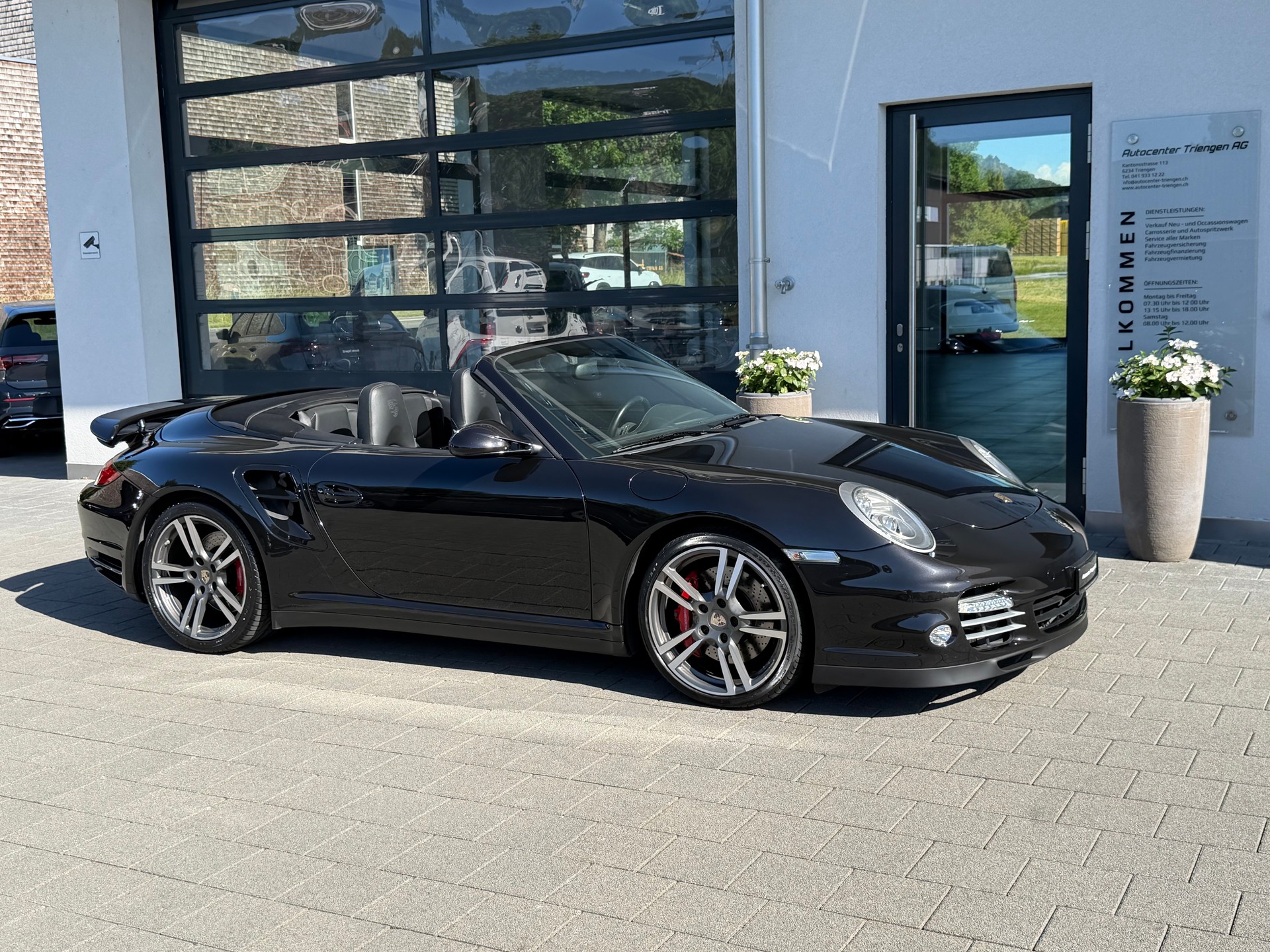 PORSCHE 911 Cabrio Turbo PDK-image-4