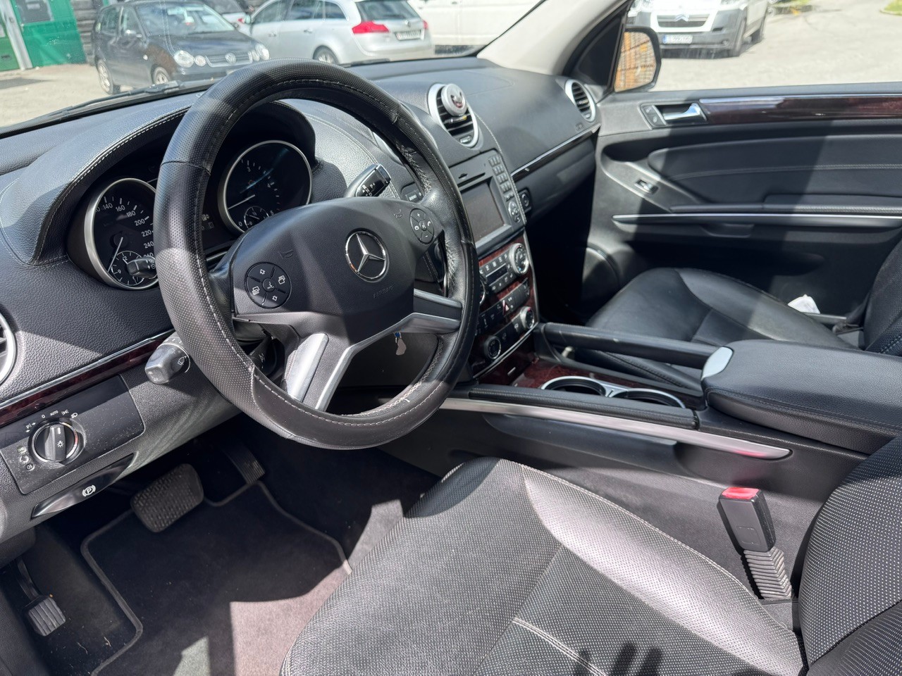 MERCEDES-BENZ GL 320 CDI 4Matic 7G-Tronic-image-5