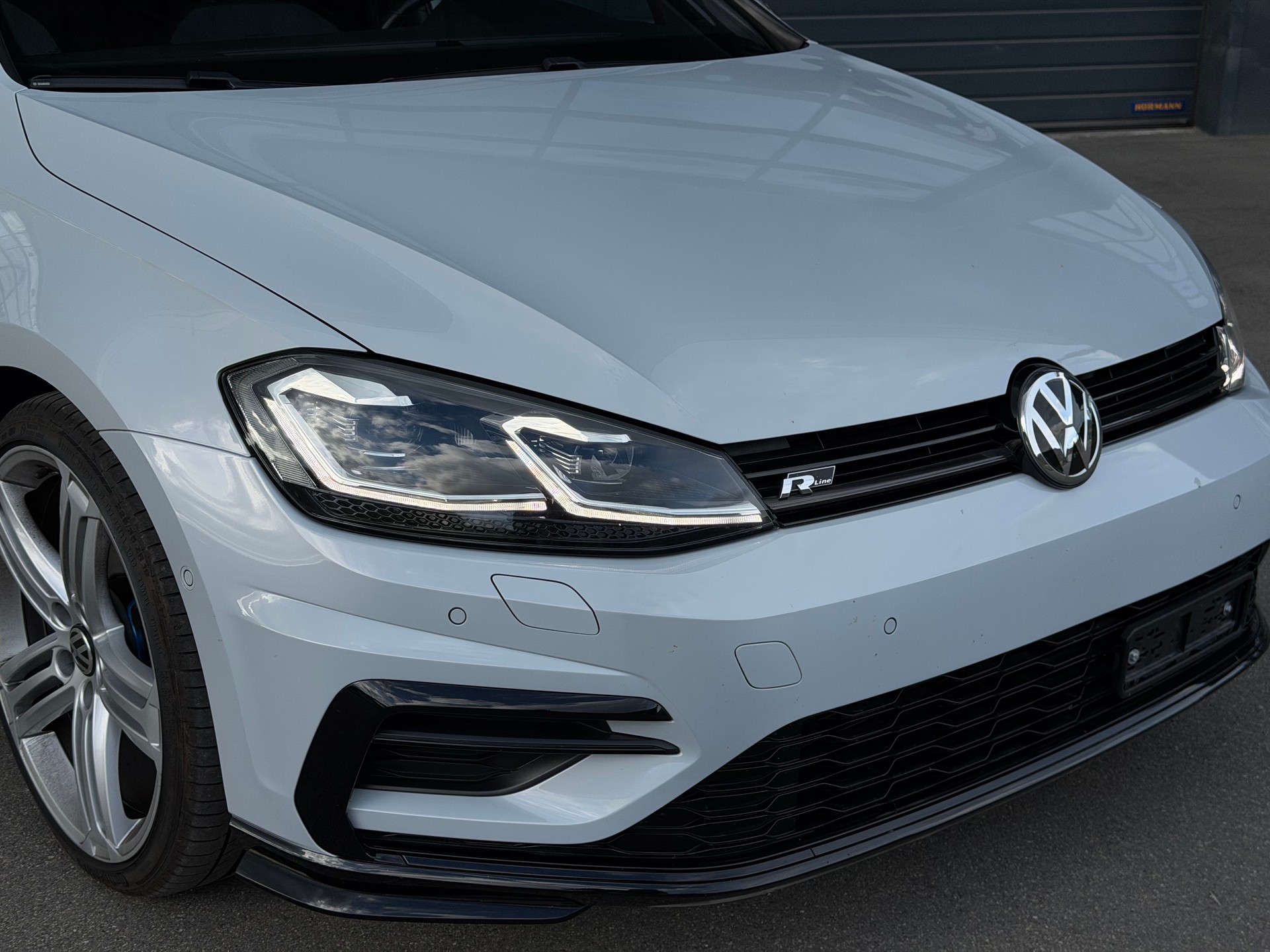 VW Golf 1.5 TSI EVO Highline DSG | R-Line | Panorama | Rückfahrkamera-image-4