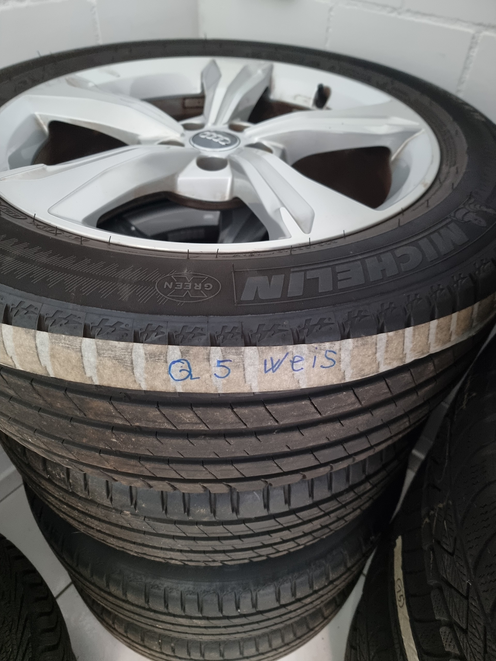 AUDI Q5 2.0 TFSI sport quattro S-tronic-image-15