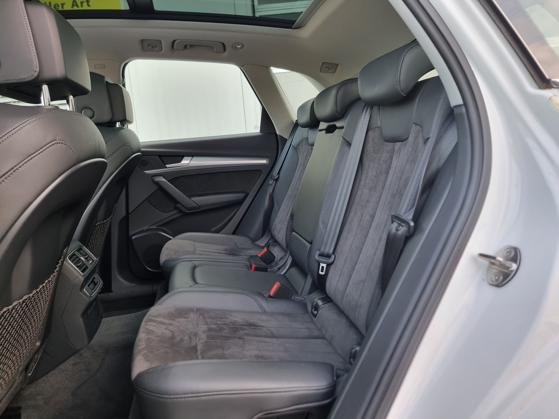 AUDI Q5 2.0 TFSI sport quattro S-tronic-image-9
