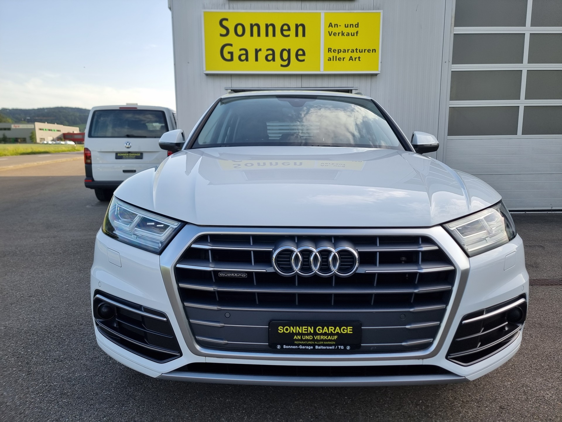 AUDI Q5 2.0 TFSI sport quattro S-tronic-image-1