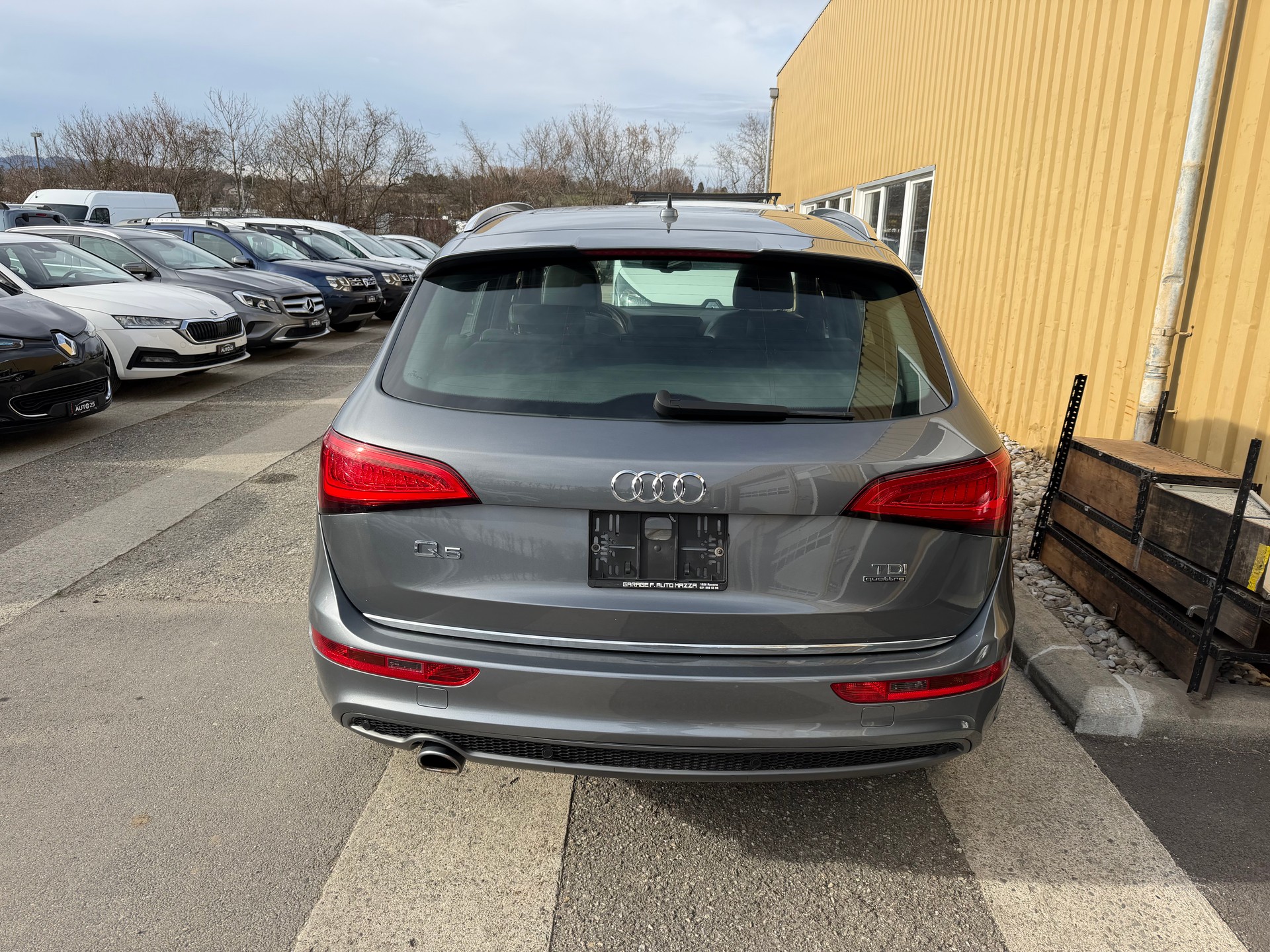 AUDI Q5 2.0 TDI quattro S-tronic-image-1