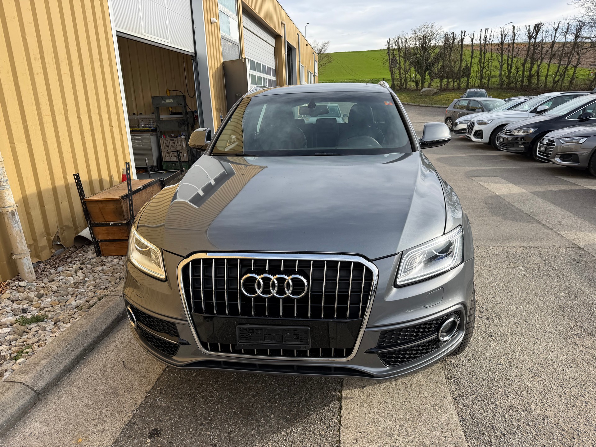 AUDI Q5 2.0 TDI quattro S-tronic-image-9