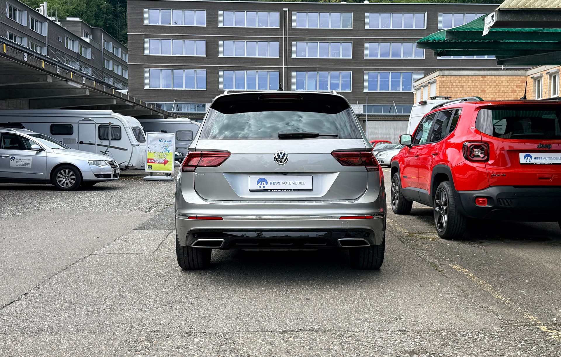 VW Tiguan 2.0TSI Highline 4Motion DSG-image-4