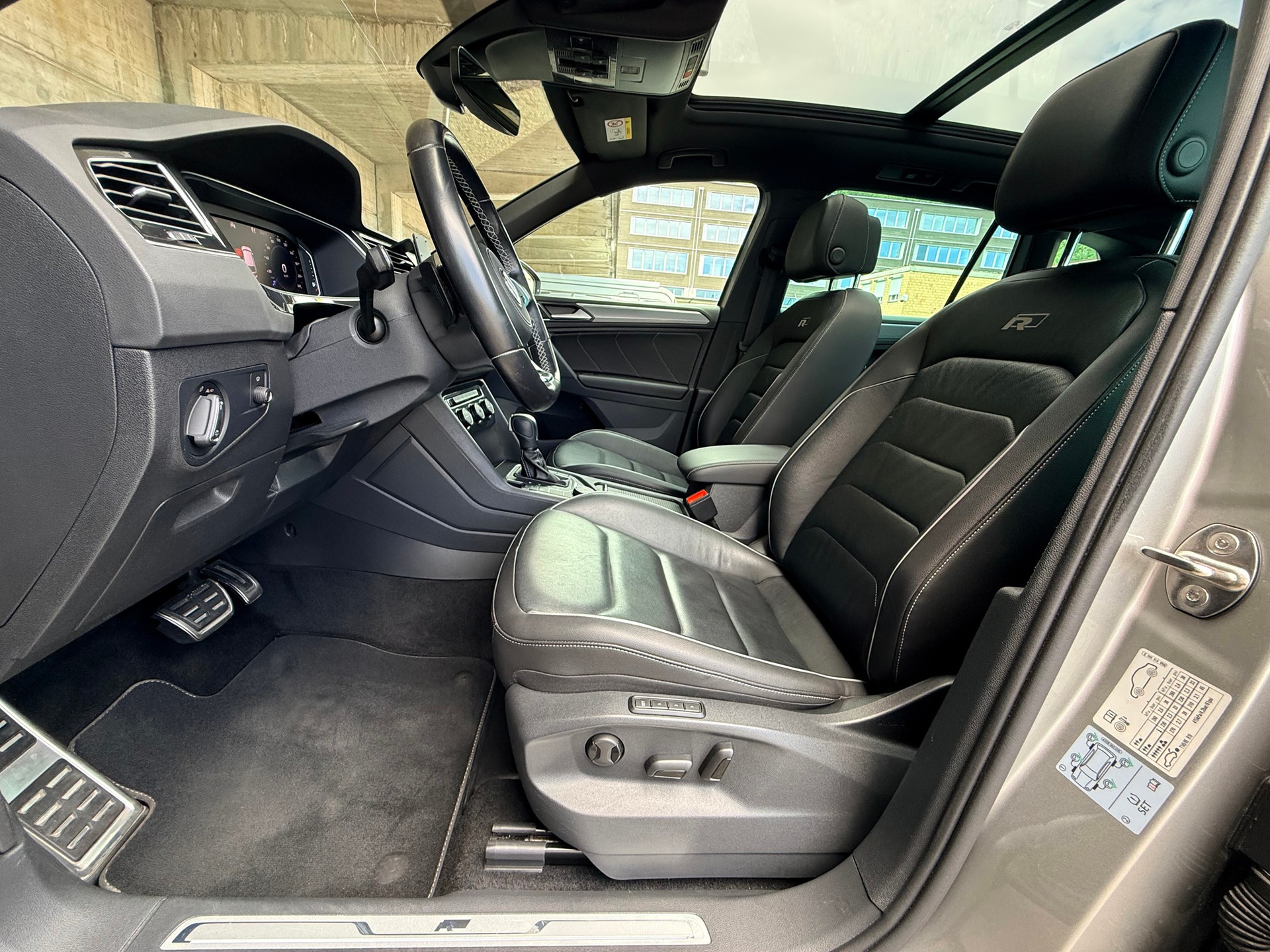 VW Tiguan 2.0TSI Highline 4Motion DSG-image-5