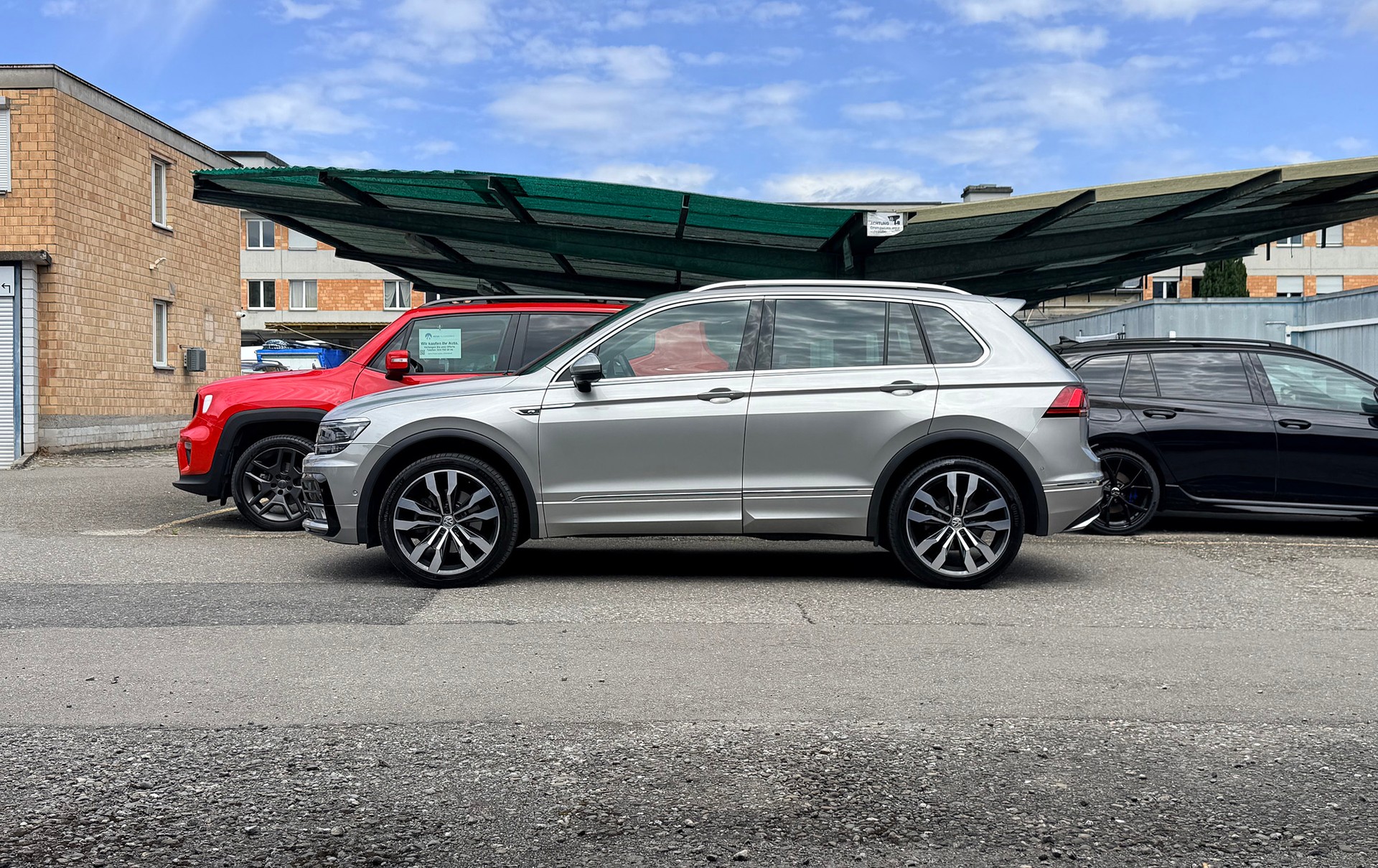 VW Tiguan 2.0TSI Highline 4Motion DSG-image-2